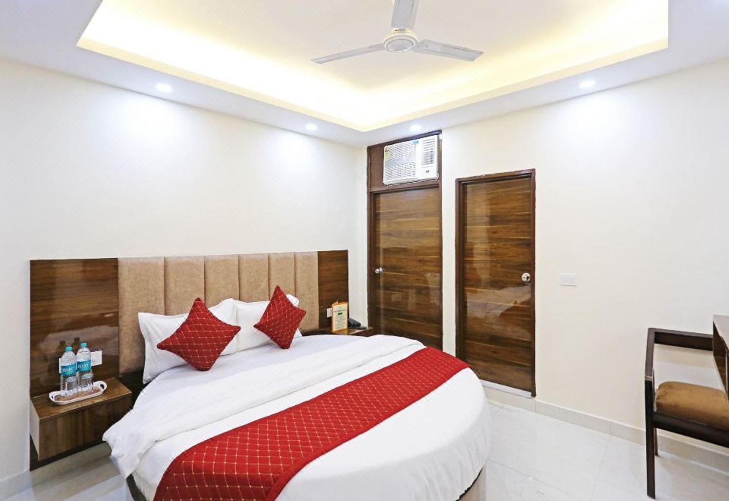 Hotel Vijaydeep Place Near Delhi Airport New Delhi Bagian luar foto